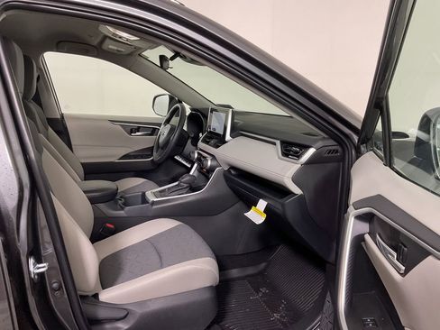 New 2025 Toyota RAV4 XLE image 20