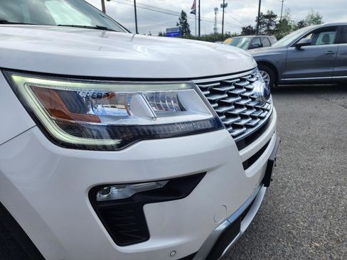 Used 2018 Ford Explorer Platinum AWD/4WD image 41