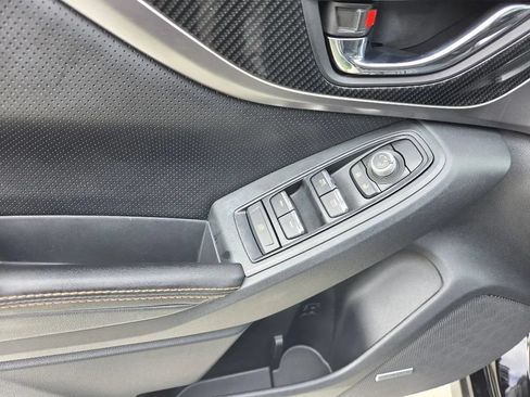 Used 2018 Subaru Crosstrek 2.0i Limited AWD/4WD image 12