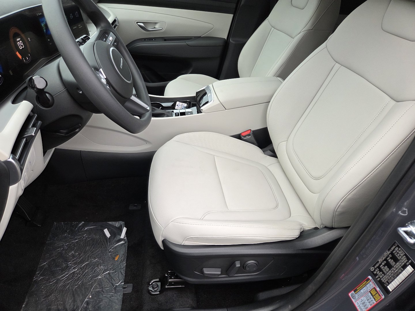 New 2026 Hyundai Tucson SEL Plus AWD/4WD image 25