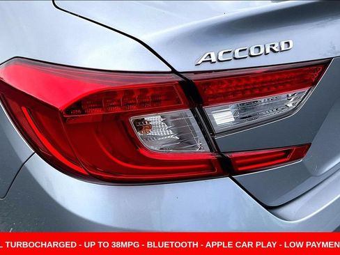 Used 2018 Honda Accord LX image 22