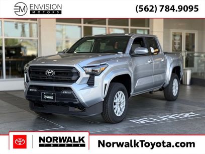 New 2025 Toyota Tacoma SR5
