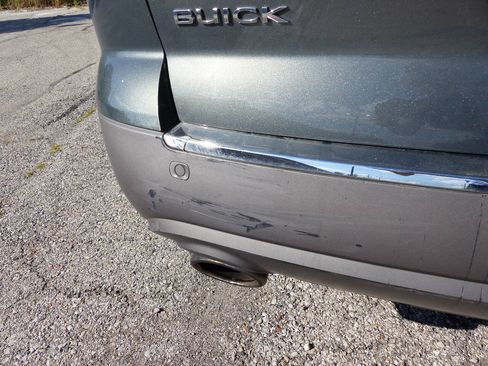Used 2011 Buick Enclave CXL FWD image 9