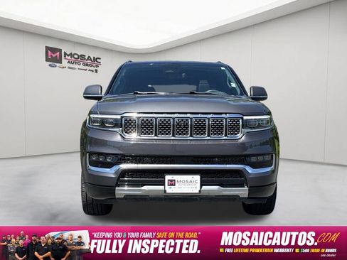 Used 2022 Jeep Grand Wagoneer Series II AWD/4WD image 2