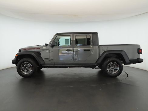Certified 2020 Jeep Gladiator Sport image 16