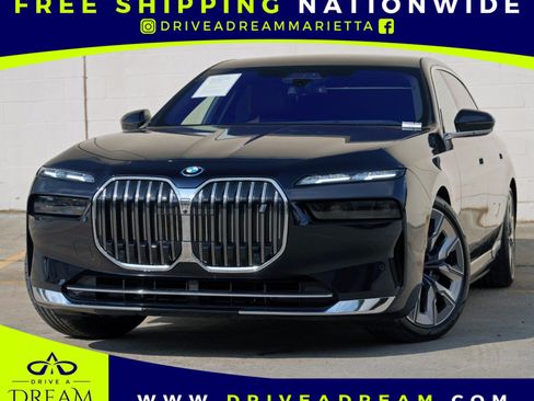 Used 2023 BMW i7 xDrive60 w/ Executive Package 2 AWD/4WD image 1