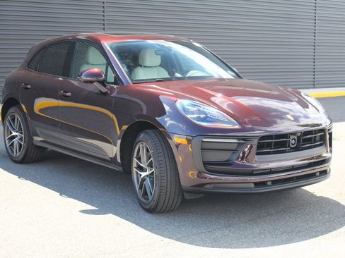 New 2026 Porsche Macan AWD/4WD image 10
