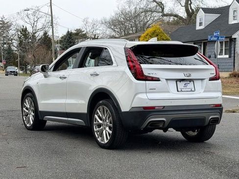 Used 2019 Cadillac XT4 Premium Luxury w/ Enhanced Visibility Package image 8