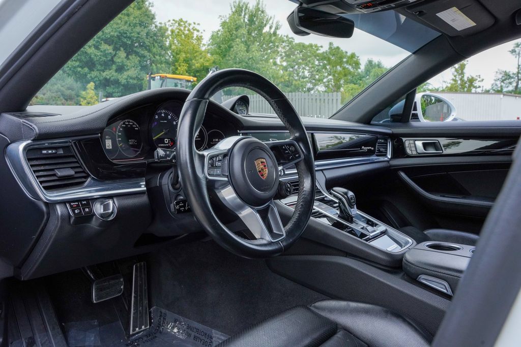 Used 2020 Porsche Panamera 4 AWD/4WD image 11