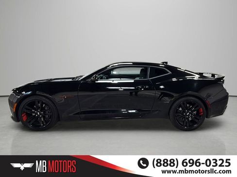 Used 2018 Chevrolet Camaro SS w/ Redline Edition RWD image 6