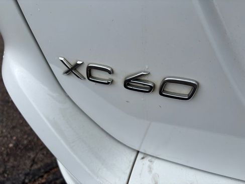 Used 2015 Volvo XC60 T5 image 11