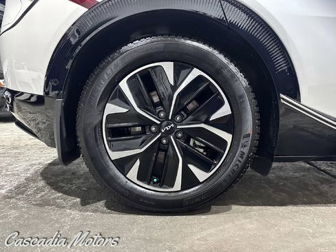 Used 2022 Kia EV6 Wind w/ Wind Technology Package image 32