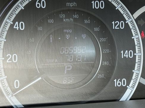 Used 2017 Honda Accord LX image 13