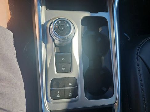 Used 2023 Ford Explorer XLT w/ Equipment Group 202A RWD image 19