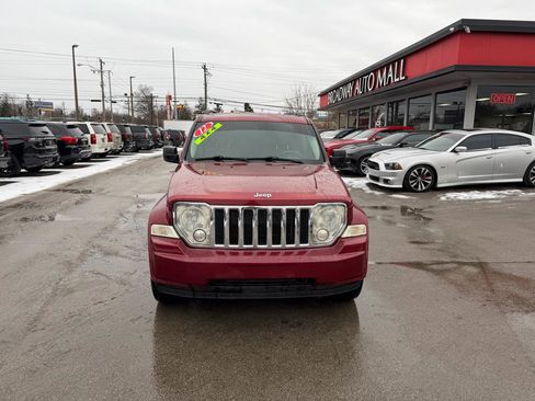 Used 2012 Jeep Liberty Sport image 8