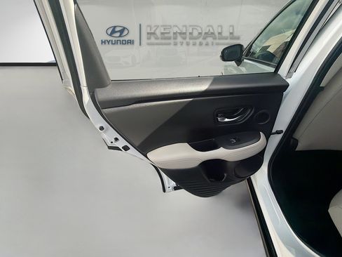Used 2024 Honda HR-V EX-L image 21
