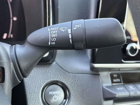 Used 2025 Toyota Camry LE image 28