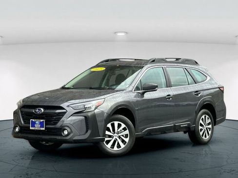 Certified 2025 Subaru Outback image 2