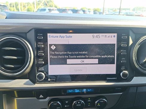 Used 2021 Toyota Tacoma SR5 RWD image 16