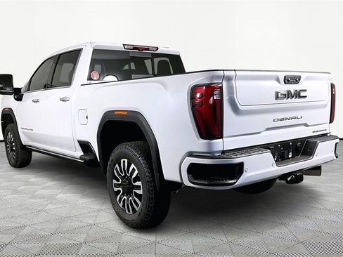 New 2026 GMC Sierra 2500 Denali Ultimate w/ Max Trailering Package image 4