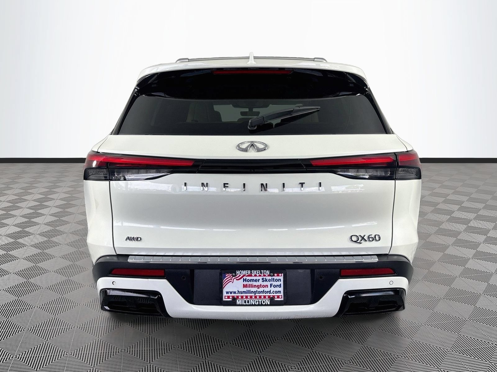 Used 2023 INFINITI QX60 Luxe w/ Cargo Package AWD/4WD image 6