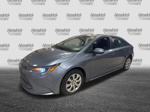 Used 2021 Toyota Corolla LE image 13