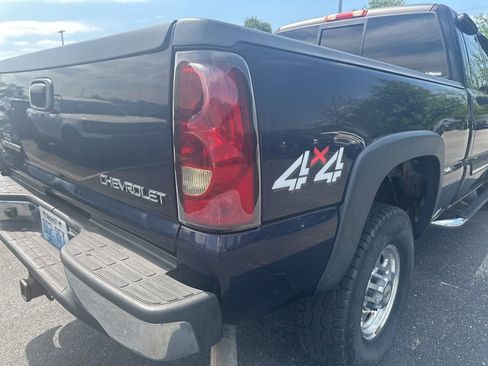 Used 2005 Chevrolet Silverado 2500 LS AWD/4WD image 21