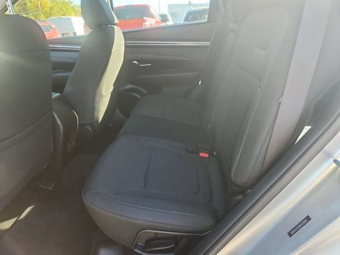 Certified 2024 Hyundai Tucson SE image 10