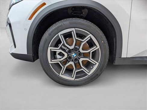 New 2026 BMW X2 xDrive28i w/ Technology Package AWD/4WD image 10