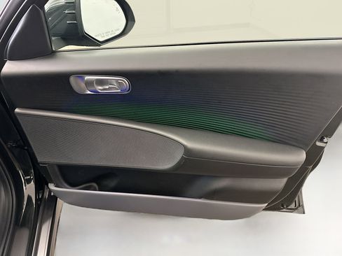 Used 2023 Hyundai Ioniq 6 SEL image 33