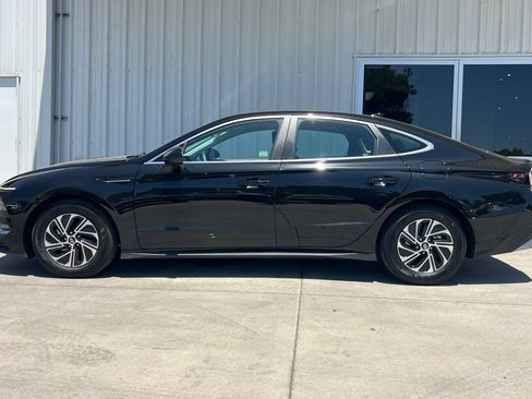 Used 2026 Hyundai Sonata Blue FWD image 8