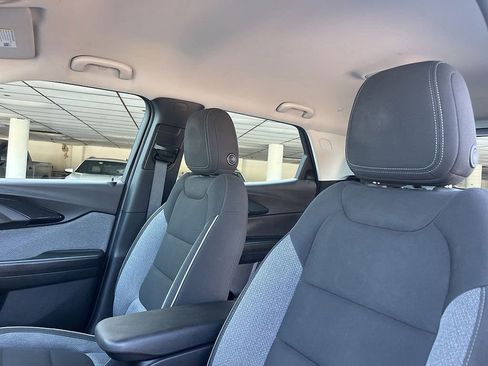 Used 2023 Chevrolet TrailBlazer LS AWD/4WD image 24