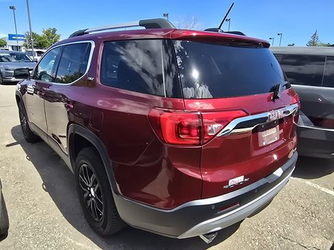 Used 2018 GMC Acadia SLT AWD/4WD image 15