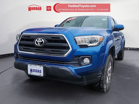 Used 2016 Toyota Tacoma SR5 image 1
