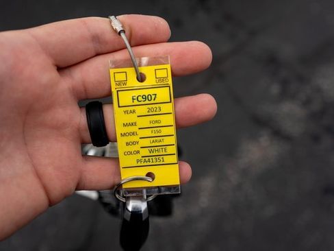 Used 2023 Ford F150 Lariat w/ Equipment Group 502A High image 40