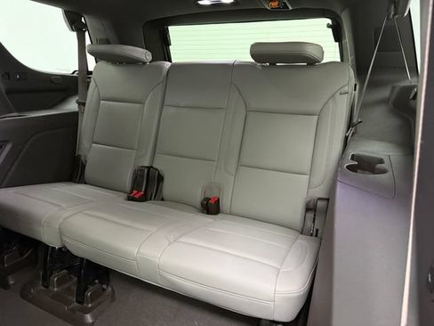 Used 2022 Chevrolet Tahoe LT w/ LT Signature Plus Package AWD/4WD image 35