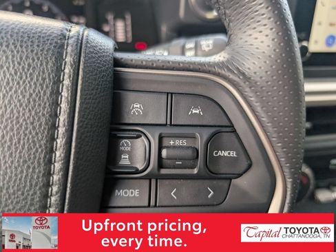 Used 2026 Toyota 4Runner SR5 AWD/4WD image 15