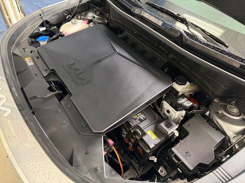 Used 2023 Kia Niro Wind FWD image 30