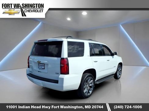 Used 2018 Chevrolet Tahoe LT w/ Luxury Package AWD/4WD image 3