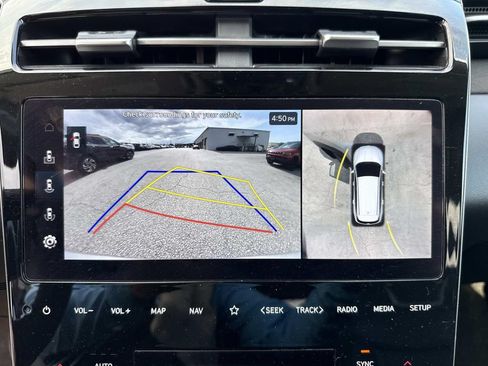Used 2023 Hyundai Tucson Limited FWD image 30