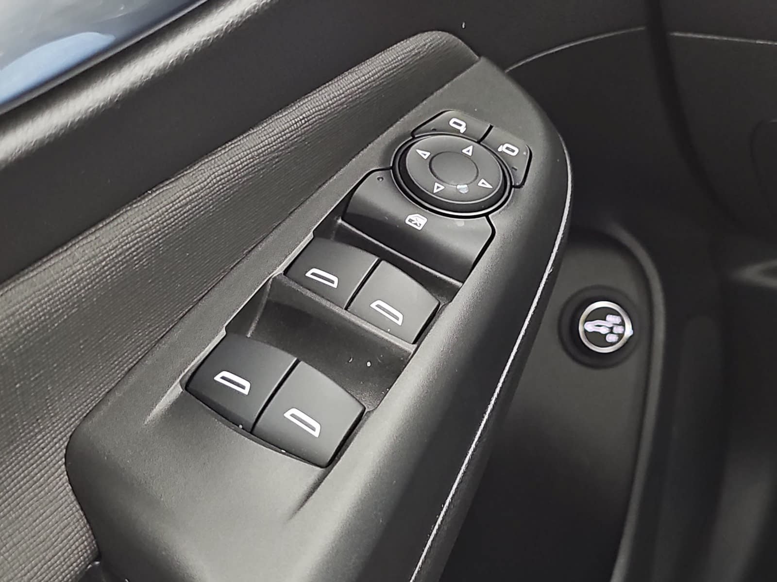 Used 2024 Buick Envista Avenir FWD image 26