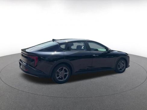 Used 2025 Kia K4 FWD image 11