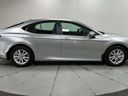 Certified 2026 Toyota Camry LE w/ Convenience Package image 6