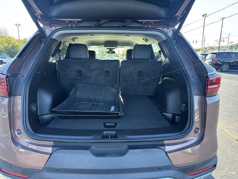 Used 2023 Chevrolet Blazer LT image 5