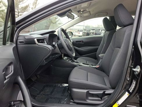 Used 2025 Toyota Corolla LE image 16