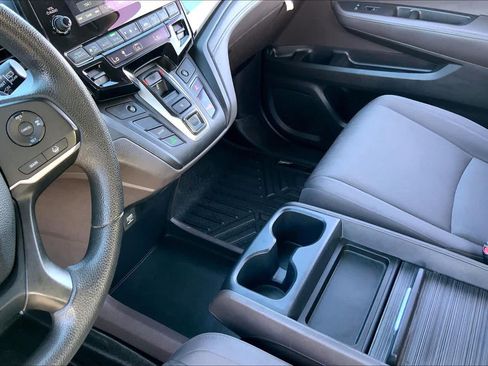 Used 2019 Honda Odyssey EX image 16