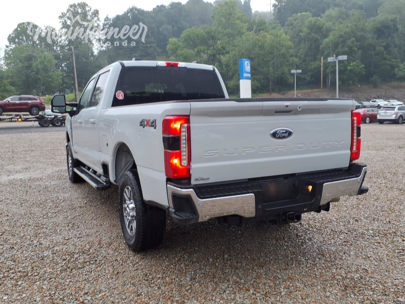 Used 2026 Ford F250 Lariat AWD/4WD image 5