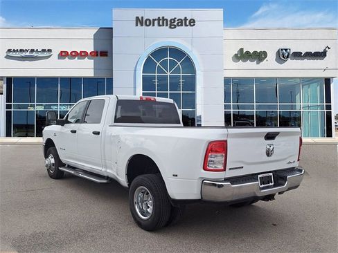 Used 2024 RAM 3500 Big Horn image 3