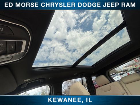 New 2026 Jeep Grand Cherokee Limited AWD/4WD image 32