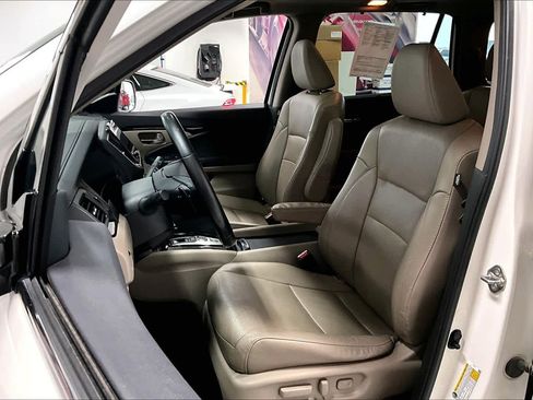Used 2019 Honda Pilot Elite image 10